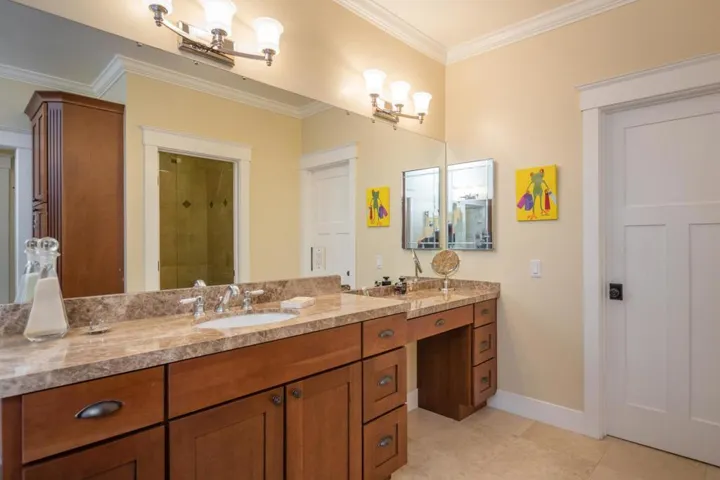 35 Palomar Oaks Lane, Redwood City, California 94062