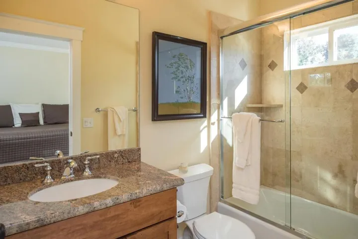 35 Palomar Oaks Lane, Redwood City, California 94062