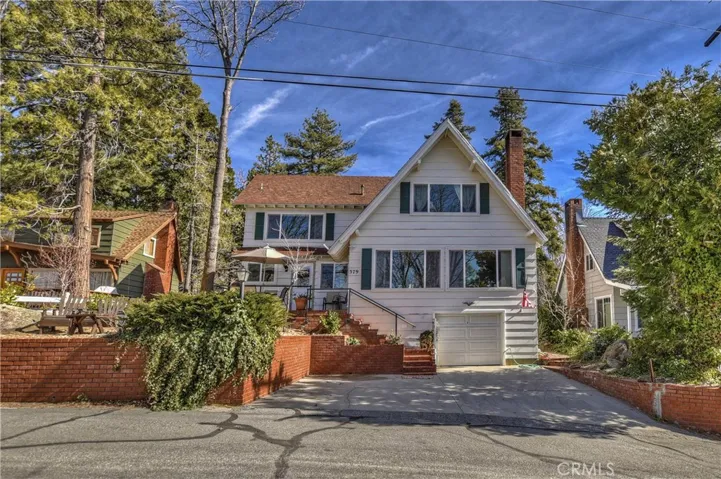 379 Highland Avenue, Lake Arrowhead, California 92352