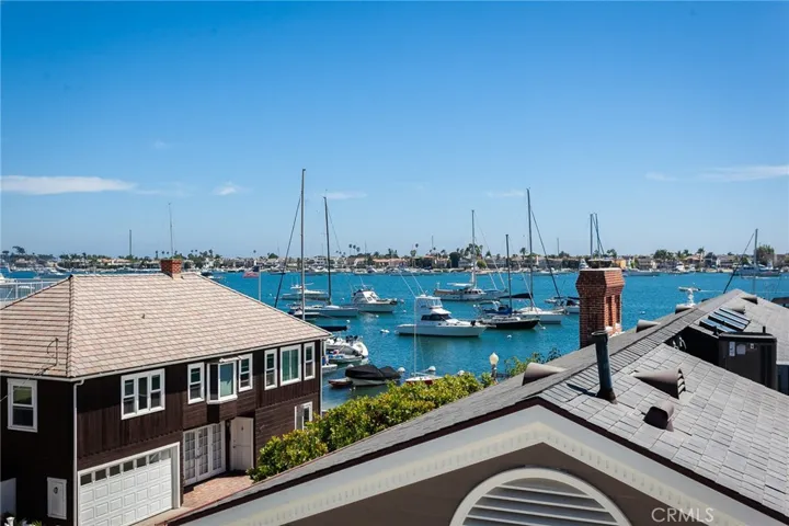 109 Onyx Avenue, Newport Beach, California 92662