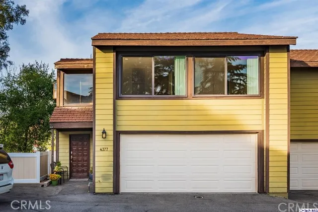 4377 Ocean View Boulevard, Montrose, California 91020