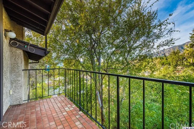 4377 Ocean View Boulevard, Montrose, California 91020