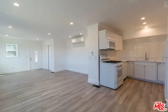 3910 Cody Road, Sherman Oaks, California 91403