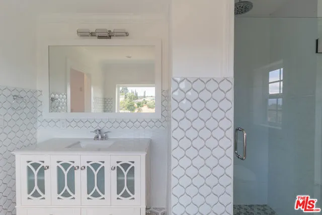 3910 Cody Road, Sherman Oaks, California 91403
