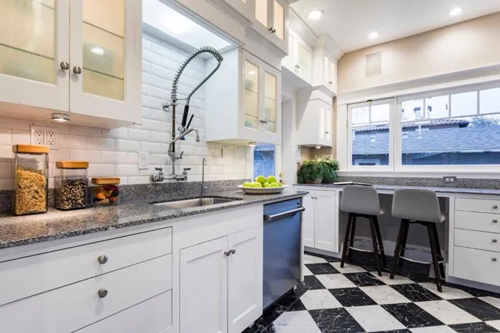 250 Cowper Street, Palo Alto, California 94301