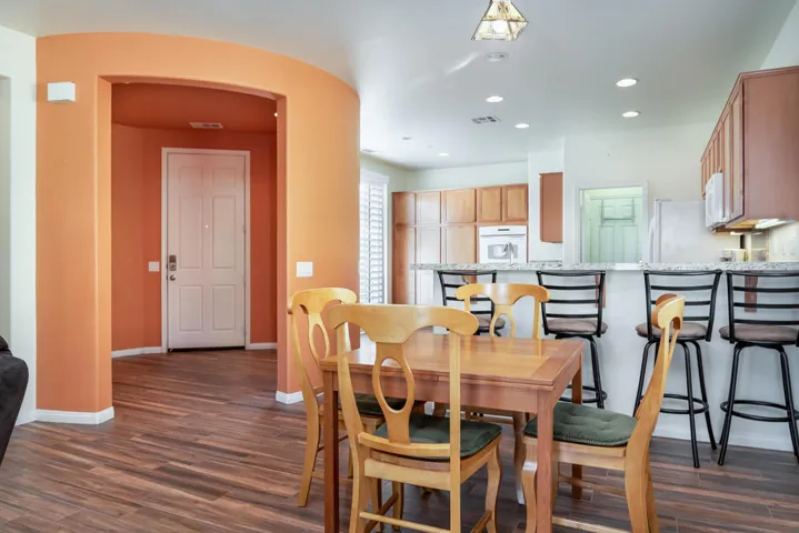 49890pacinostreet-lr-11