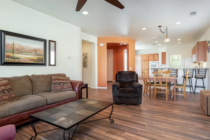 49890pacinostreet-lr-13