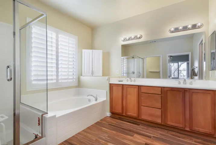 49890pacinostreet-lr-27
