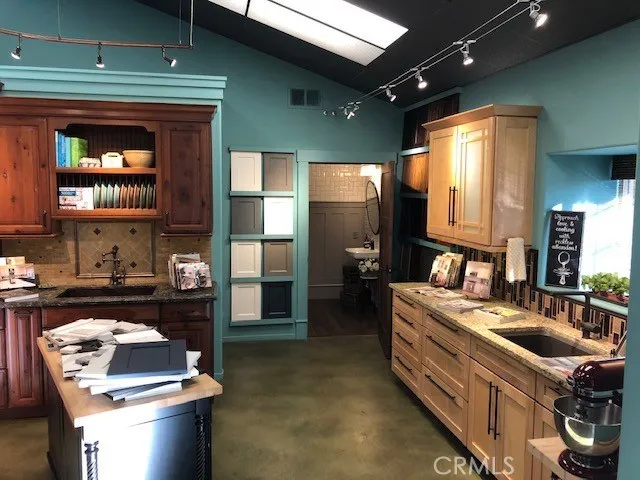 202 Tank Farm Rd., San Luis Obispo, California 93401
