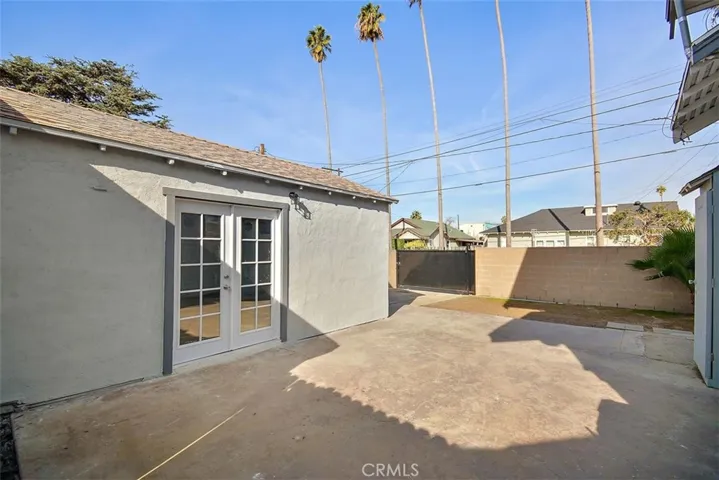 3901 Walton Avenue, Los Angeles, California 90037