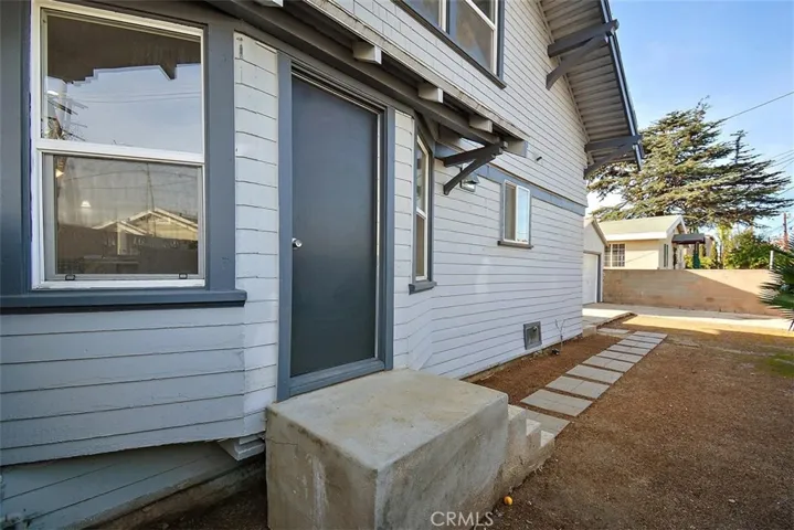 3901 Walton Avenue, Los Angeles, California 90037