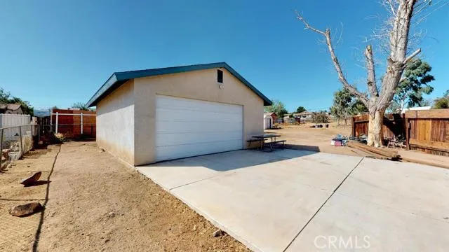 18033 Catalpa Street, Hesperia, California 92345