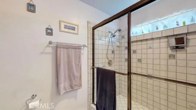 18033 Catalpa Street, Hesperia, California 92345
