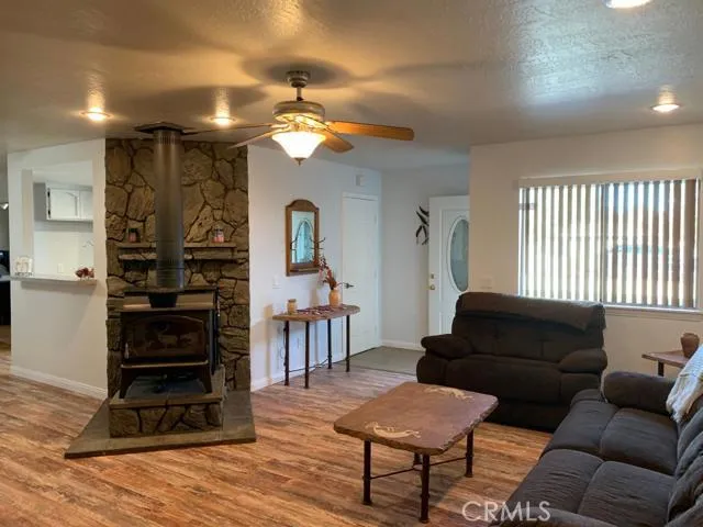 18033 Catalpa Street, Hesperia, California 92345
