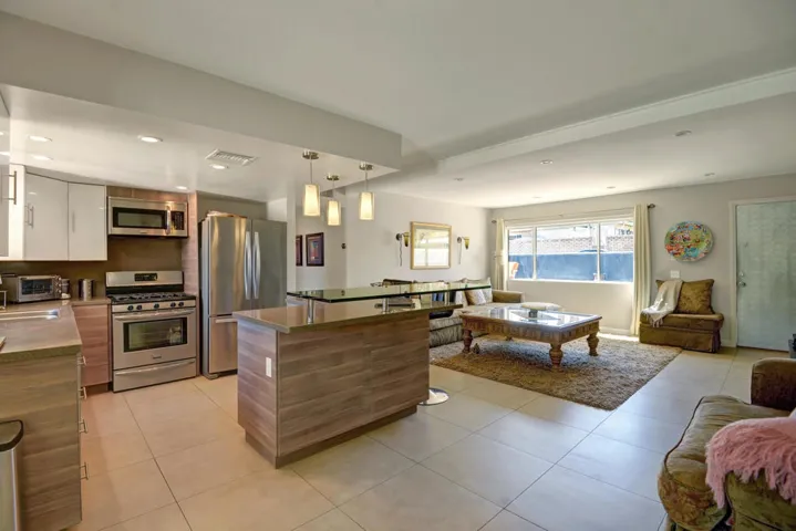 KITCHEN CONTINUED