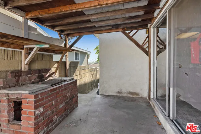 5144 W 141st Street, Hawthorne, California 90250