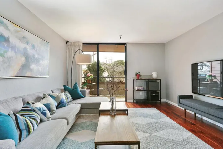 1210 Bellevue Avenue 202, Burlingame, California 94010