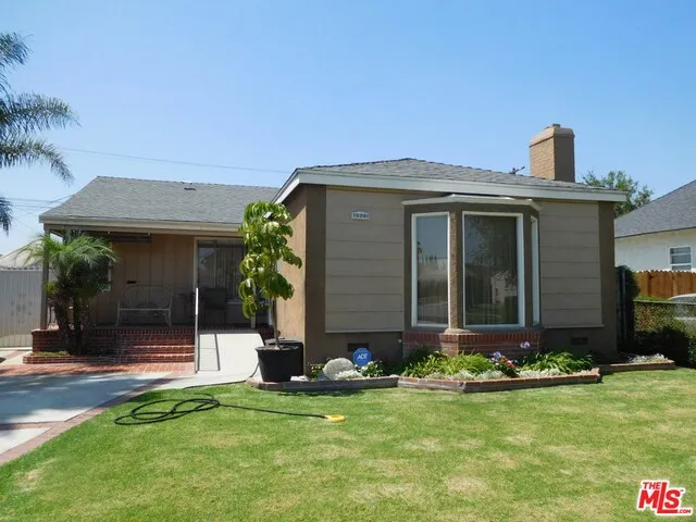 5923 S Wilton Place, Los Angeles, California 90047