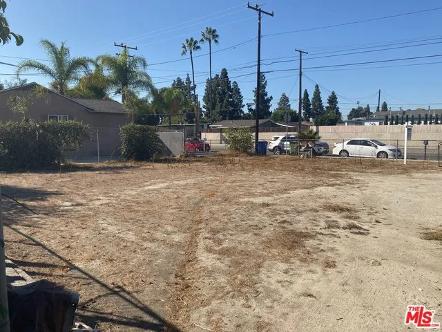 5558 N Lark Ellen Avenue, Azusa, California 91702