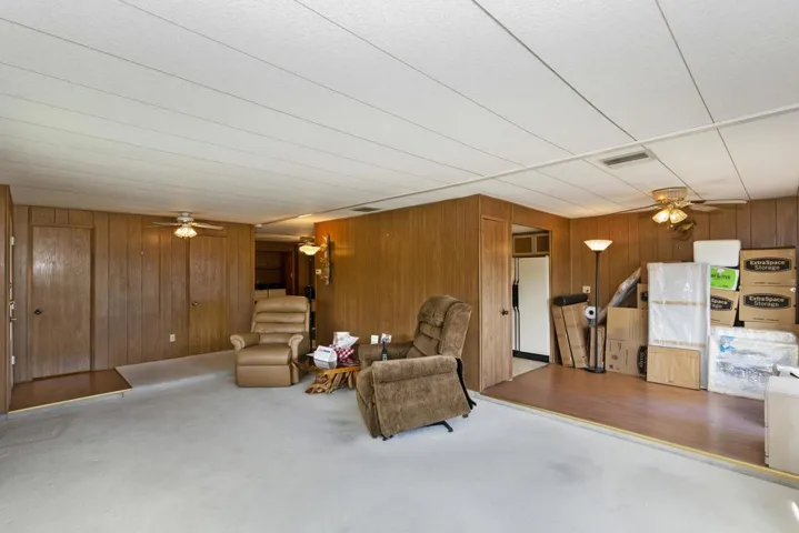 006_Living Room