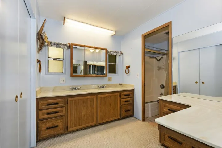 016_Master Bathroom
