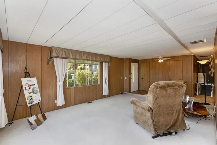 007_Living Room