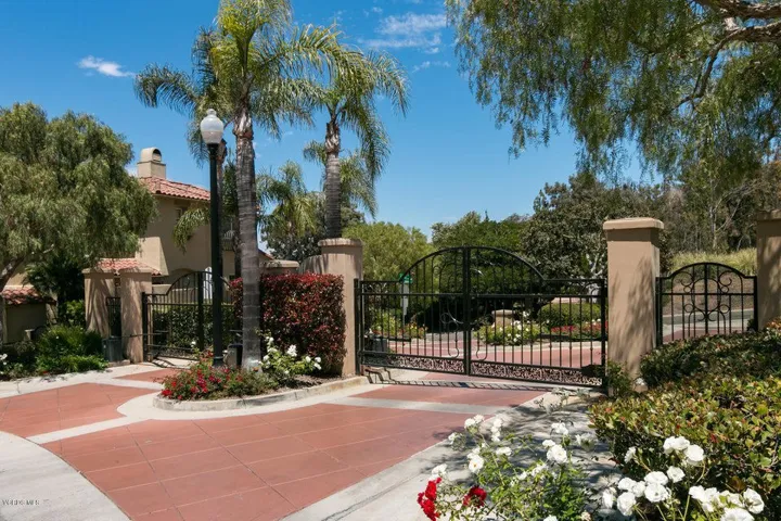930 Corte Augusta-029-13-Gated Entry-MLS