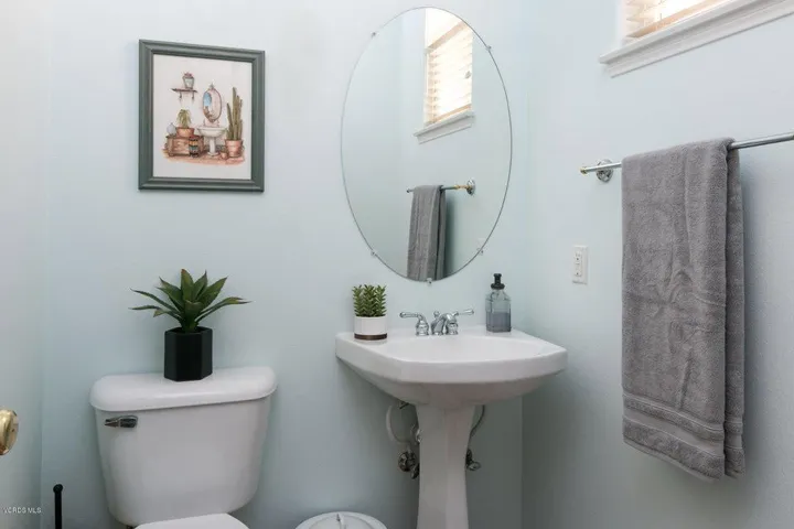 930 Corte Augusta-023-29-Half Bathroom-M