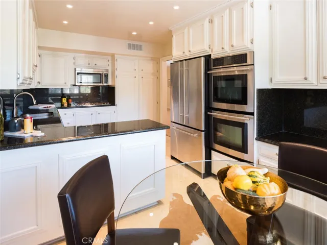 1200 S Orange Grove Boulevard 10, Pasadena, California 91105