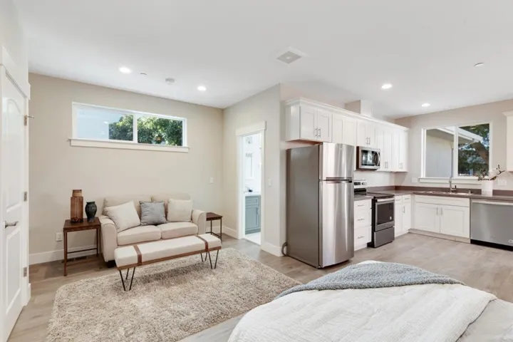 1142 Sherwood Avenue, San Jose, California 95126