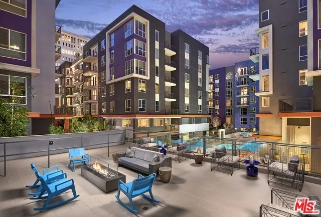 1120 W 6th Street 1712, Los Angeles, California 90017