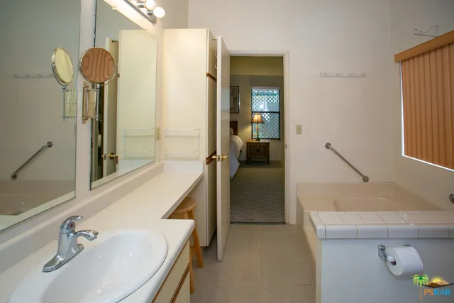 lots of counter space