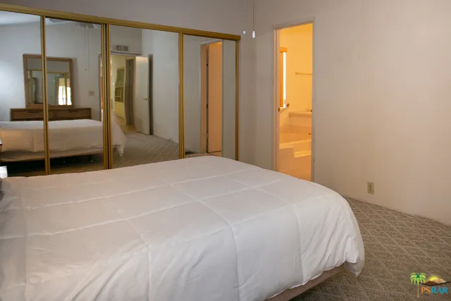 mirrored wardrobes