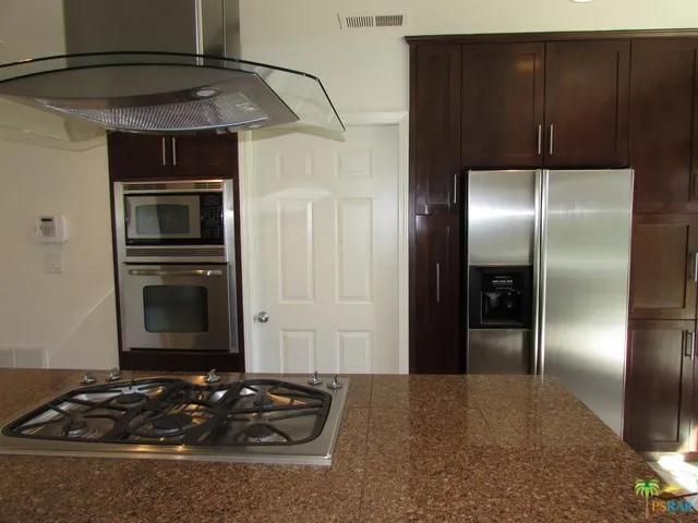 Stainless appliances