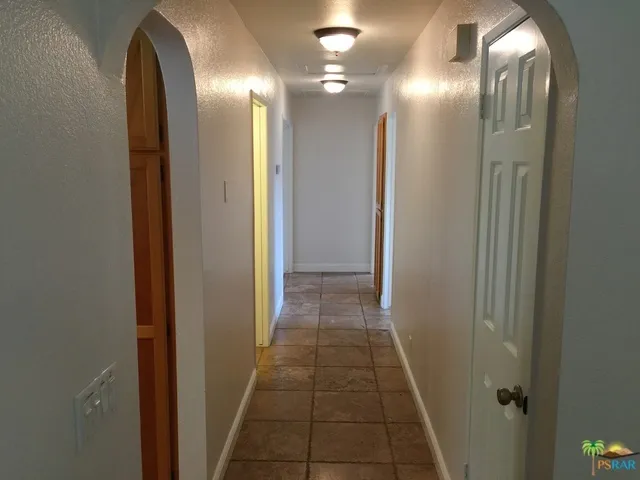 Hall to bedrooms