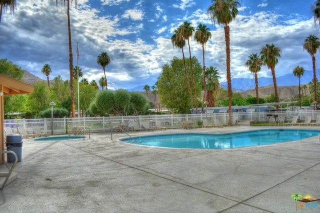 Gorgeous Location!