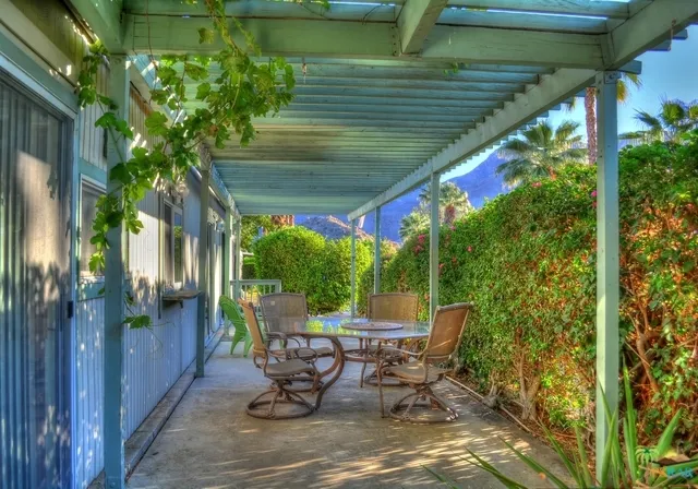 Extra Spacious, Covered Patio!