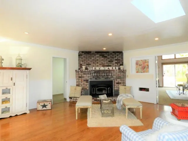 9230 Burchell Road, Gilroy, California 95020