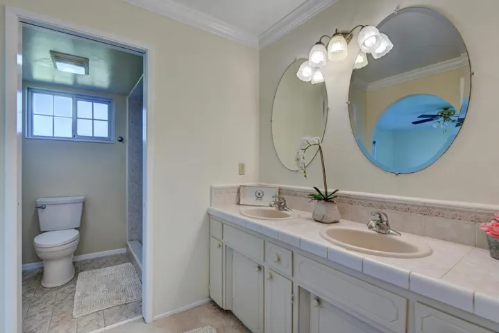 9230 Burchell Road, Gilroy, California 95020