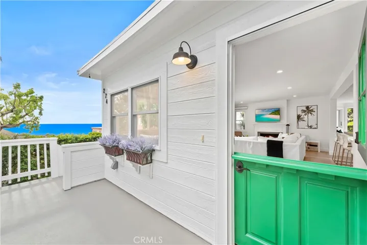 274 Upland Road, Laguna Beach, California 92651