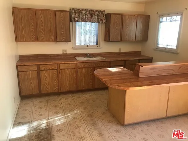 22006 Anza Avenue, Torrance, California 90503