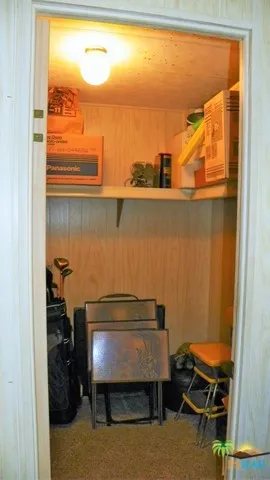 Master Bedroom Walk In Closet