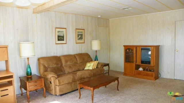 Relax In The Huge Family Room