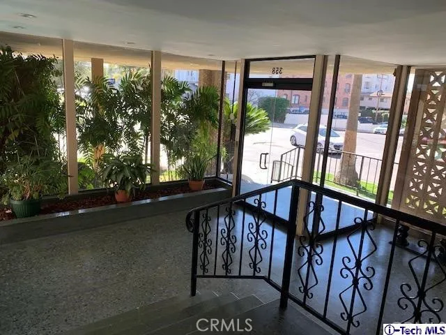 358 S Gramercy Place 210, Los Angeles, California 90020