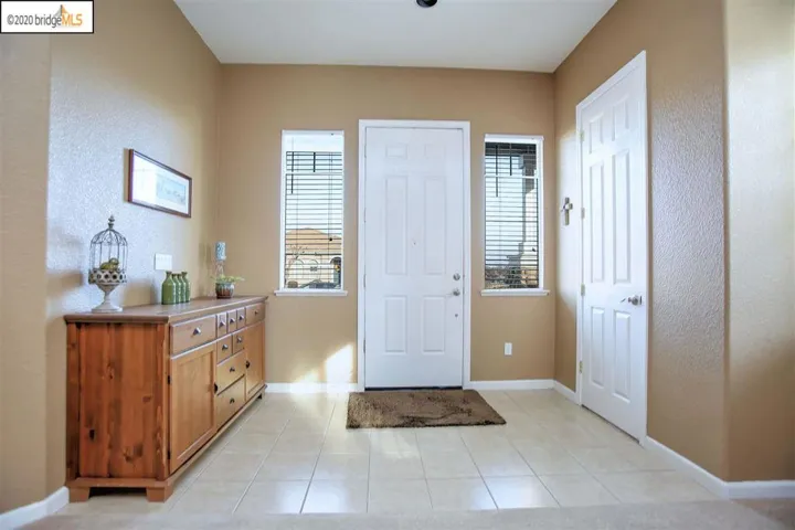 299 Pebble Beach, Brentwood, California 94513-9999
