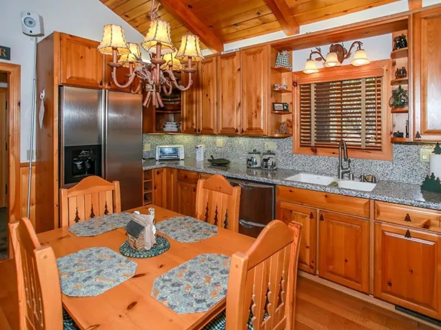 011_Stainless Steel Appliances