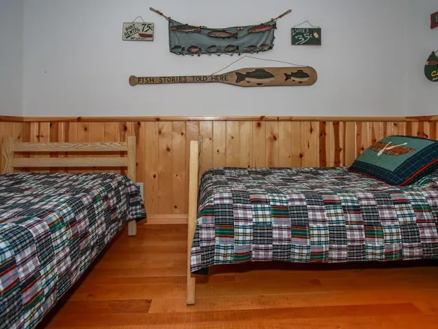 021_Second Bedroom