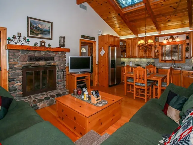008_Open Living Floorplan