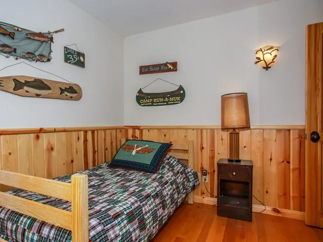 020_Second Bedroom