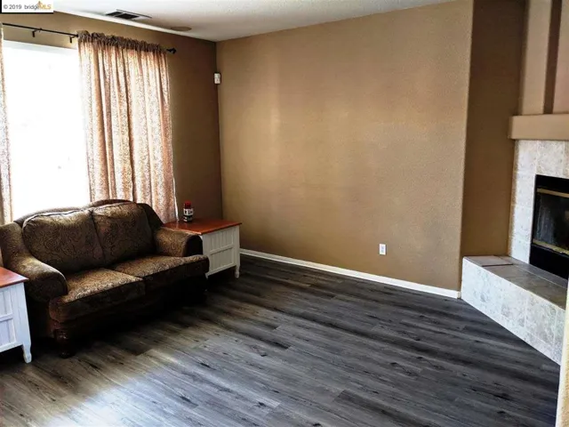 938 Country Glen Ln, Brentwood, California 94513